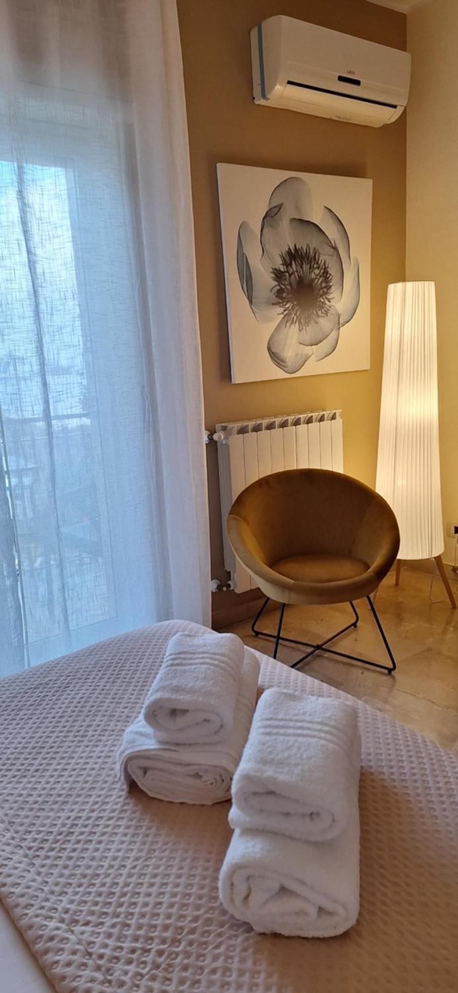 Laranda Rooms Милацо Стая снимка